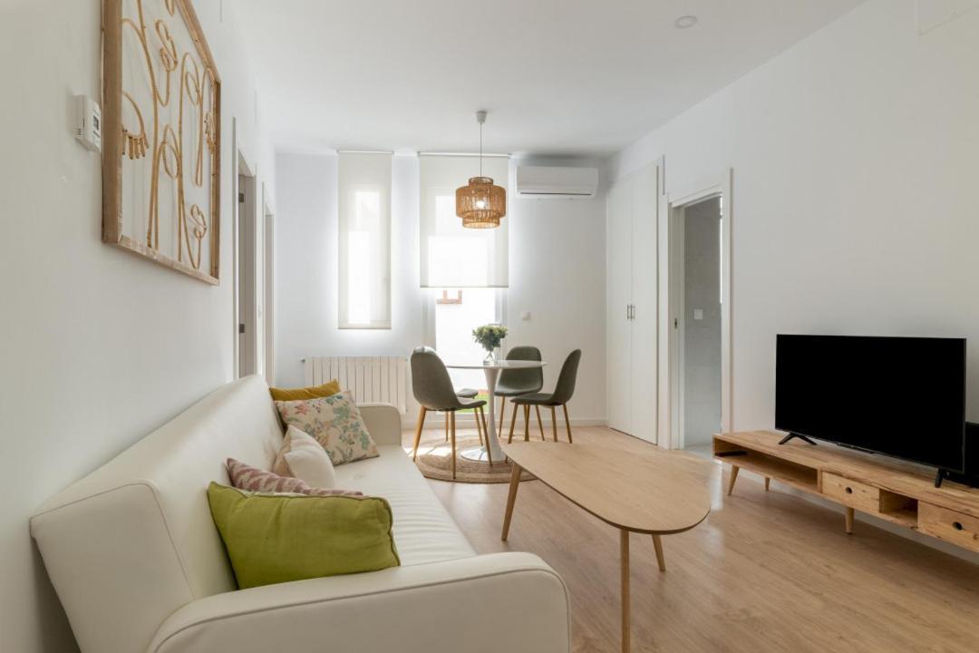 2 Bedrooms 2 Bathrooms Furnished - Retiro - Refurbished - Mintystay Madryt Zewnętrze zdjęcie